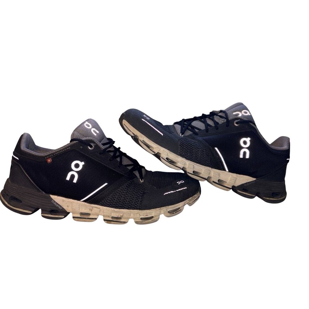 On Running Cloudflyer Mens 9.5 Black White Swiss Engineering Athletic Shoes